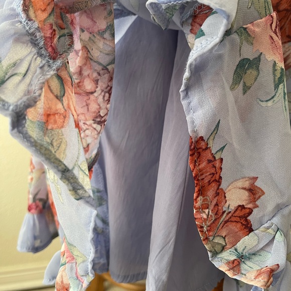 NBW, DO+BE, silky, high waisted, floral skort. So cute for spring/summer. - Picture 4 of 5